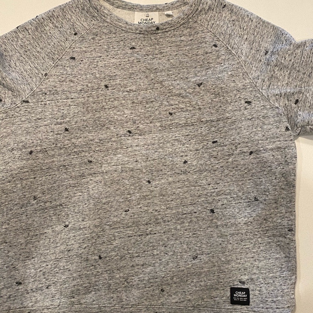 Men’s sweater